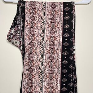 Pink and black paisley plus size stretchy pants